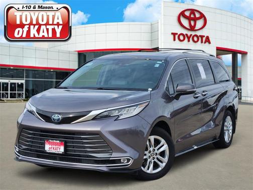 2022 Toyota Sienna Limited