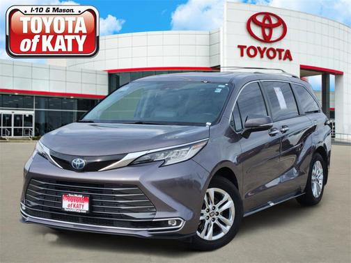 2022 Toyota Sienna Limited