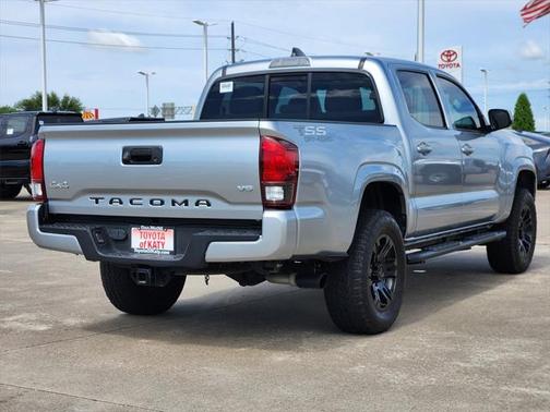 2022 Toyota Tacoma SR