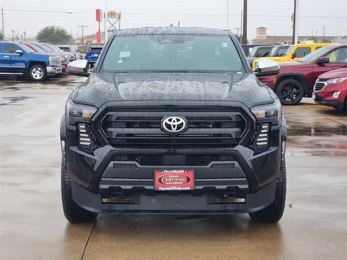 2025 Toyota Tacoma SR
