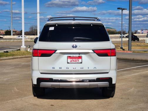 2024 Toyota Sequoia Capstone