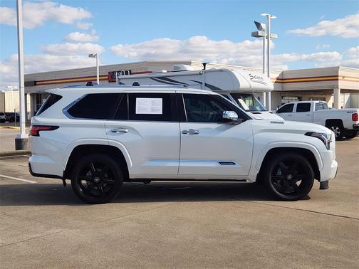 2024 Toyota Sequoia Capstone