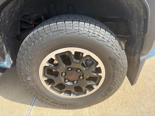 2025 Toyota 4Runner TRD Off Road