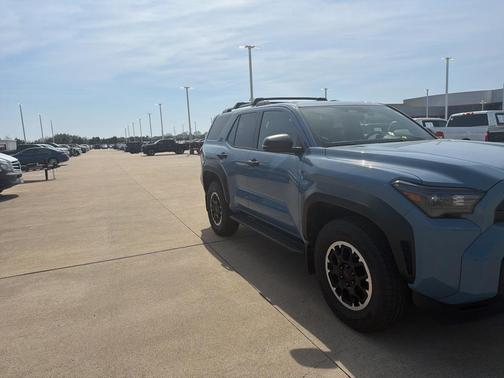 2025 Toyota 4Runner TRD Off Road