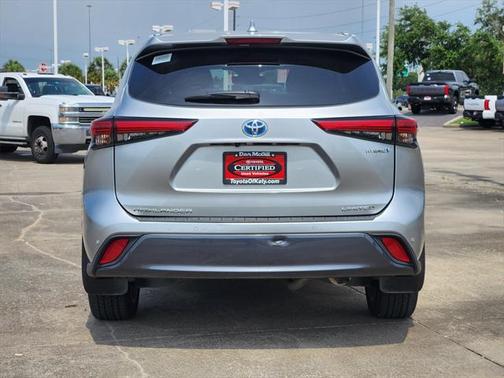 2022 Toyota Highlander Hybrid Limited