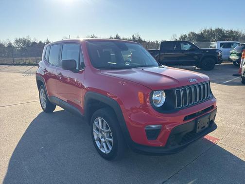 2023 Jeep Renegade Latitude