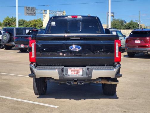 2023 Ford F-350 Lariat