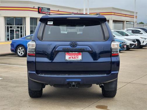 2022 Toyota 4Runner SR5