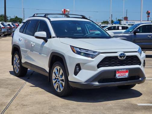 2023 Toyota RAV4 XLE Premium