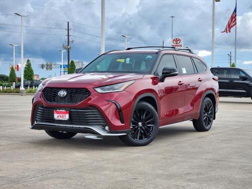 2025 Toyota Highlander XSE