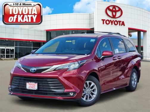 2025 Toyota Sienna XLE
