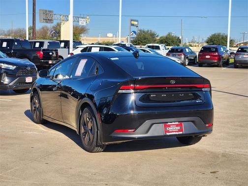 2024 Toyota Prius LE