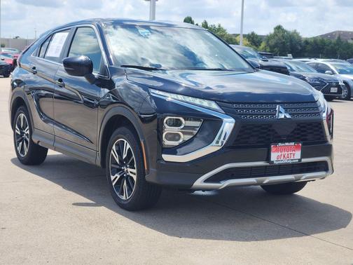 Labrador Black Pearl 2025 Mitsubishi Eclipse Cross SE