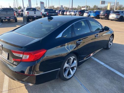 2020 Honda Accord Touring 2.0T
