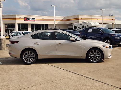 2025 Mazda Mazda3 FWD w/Preferred Package