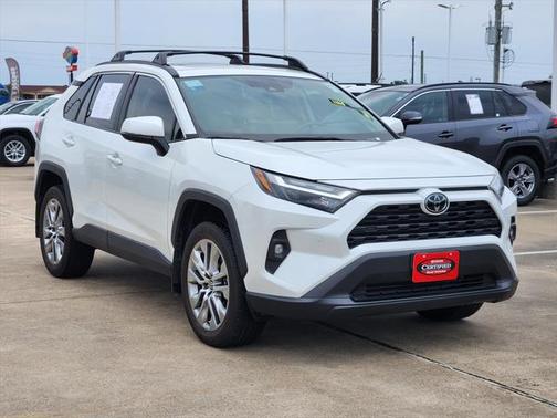 2023 Toyota RAV4 XLE Premium
