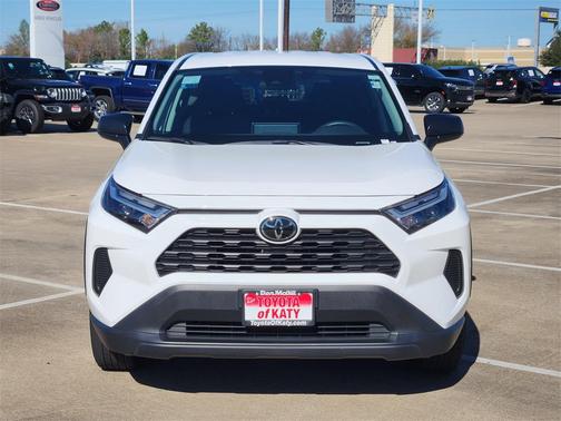 2024 Toyota RAV4 LE