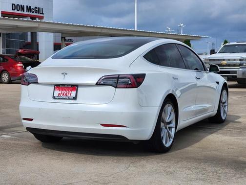 2020 Tesla Model 3 Standard Range Plus