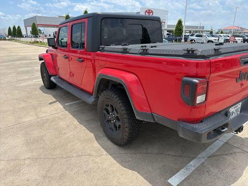 Firecracker Red Clearcoat 2021 Jeep Gladiator Sport