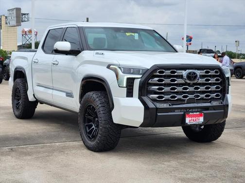 2025 Toyota Tundra Hybrid Platinum