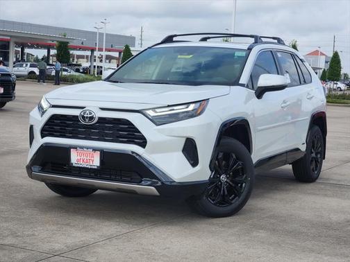 2025 Toyota RAV4 Hybrid SE