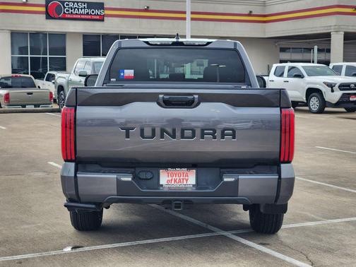 2025 Toyota Tundra SR5