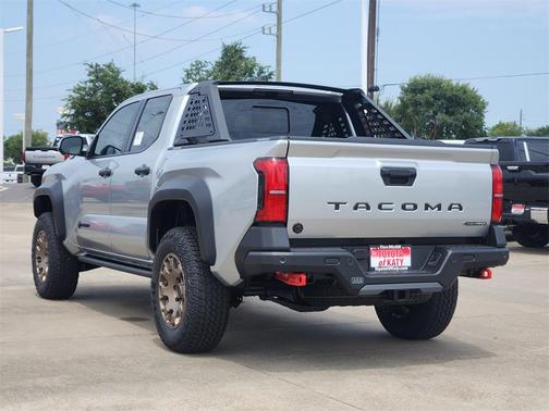 2025 Toyota Tacoma Hybrid Trailhunter