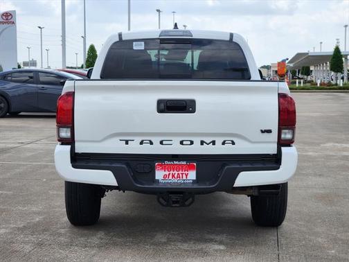 2022 Toyota Tacoma SR5