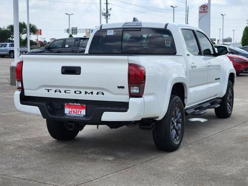 2022 Toyota Tacoma SR5