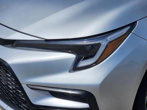 Classic Silver Metallic 2026 Toyota Corolla SE
