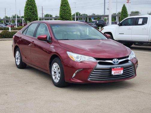 2017 Toyota Camry Hybrid LE