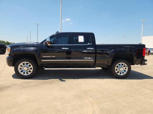 Onyx Black 2019 GMC Sierra 2500 Denali