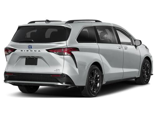 2025 Toyota Sienna XSE 7 Passenger