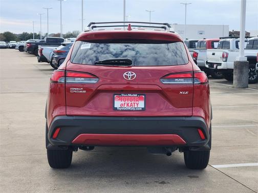 2024 Toyota Corolla Cross XLE