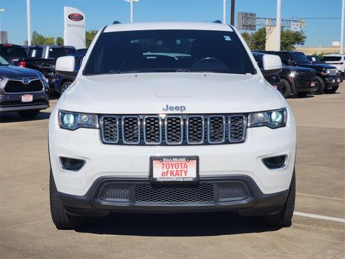 2021 Jeep Grand Cherokee Laredo