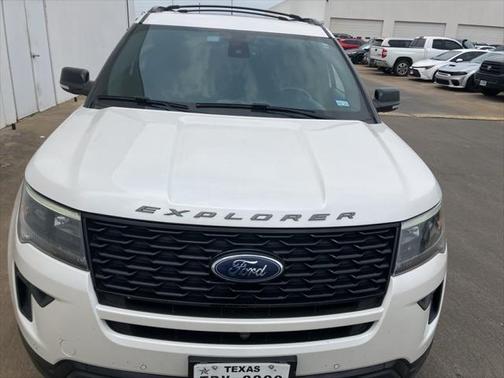 2018 Ford Explorer Sport