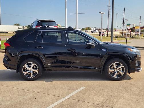 2024 Toyota RAV4 Prime SE