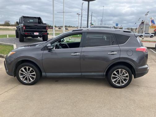 2017 Toyota RAV4 Limited