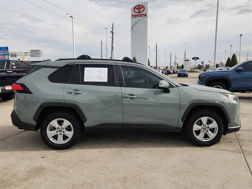 2019 Toyota RAV4 XLE