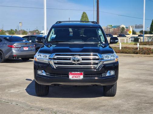 2019 Toyota Land Cruiser Base