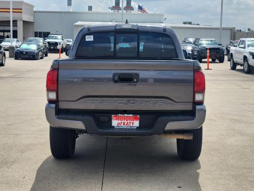 Magnetic Gray Metallic 2018 Toyota Tacoma SR