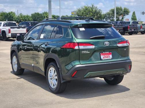 2025 Toyota Corolla Cross LE