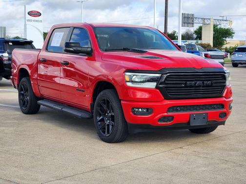 Flame Red Clearcoat 2023 RAM 1500 Laramie