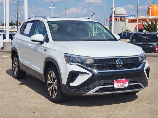 2024 Volkswagen Taos 1.5T SE