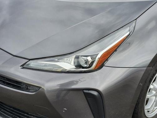 2019 Toyota Prius LE