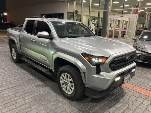2024 Toyota Tacoma SR5