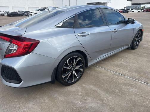 Lunar Silver Metallic 2018 Honda Civic Si