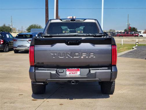 2025 Toyota Tundra Platinum