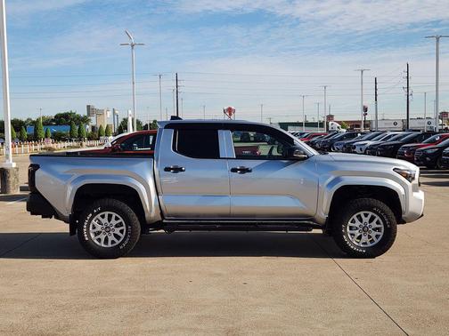 2024 Toyota Tacoma SR