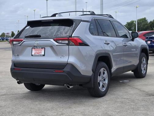 2025 Toyota RAV4 Hybrid LE